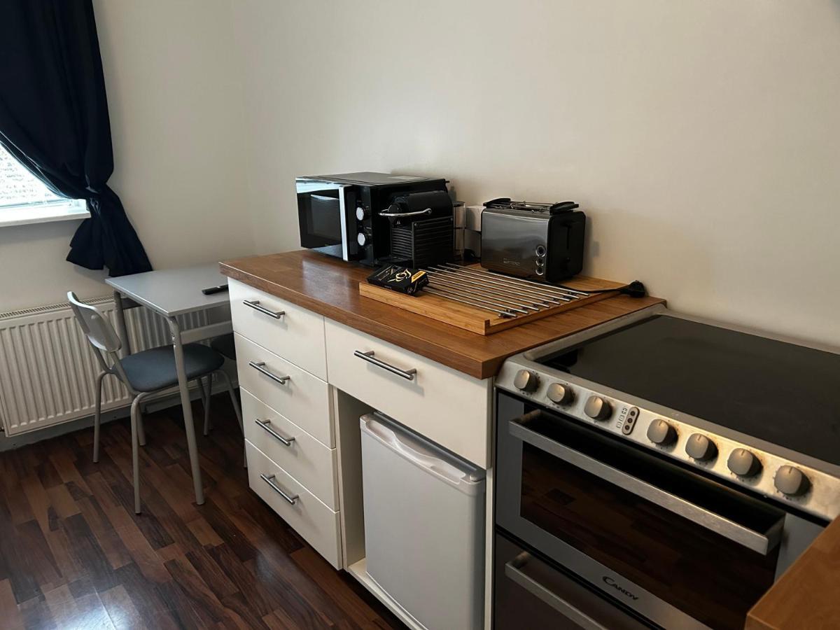 Studio 104- Free Parking Onsite -Private Entrance Reykjavik Extérieur photo